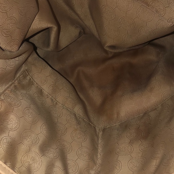 MK Tote - Picture 4 of 4